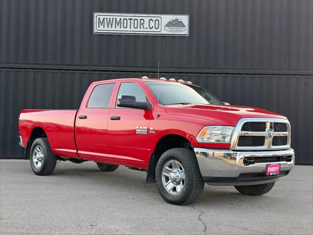 2017 RAM 3500 Tradesman Crew Cab 4x4 8 Box