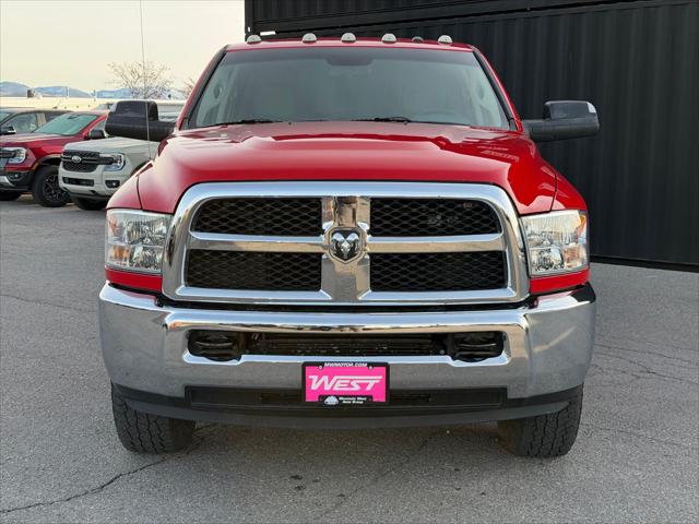 2017 RAM 3500 Tradesman Crew Cab 4x4 8 Box