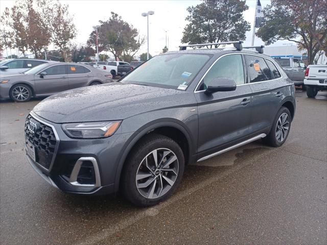 2024 Audi Q5 Premium Plus 45 TFSI S line quattro 2024 Audi Q5 Premium Plus 45 TFSI S line quattro