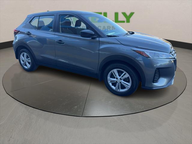 2024 Nissan Kicks S Xtronic CVT