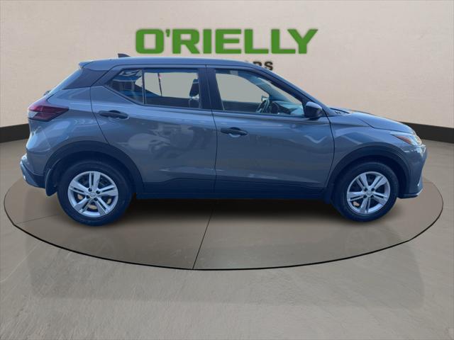 2024 Nissan Kicks S Xtronic CVT