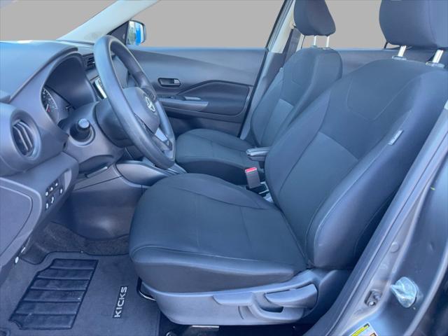2024 Nissan Kicks S Xtronic CVT