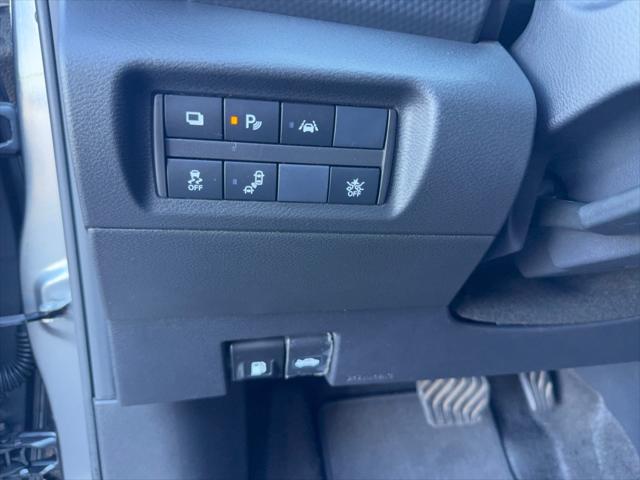 2024 Nissan Kicks S Xtronic CVT