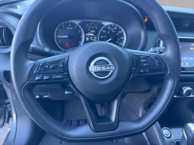 2024 Nissan Kicks S Xtronic CVT