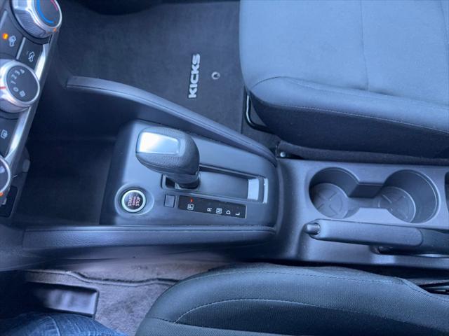 2024 Nissan Kicks S Xtronic CVT