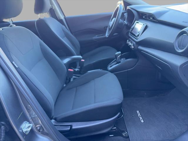 2024 Nissan Kicks S Xtronic CVT
