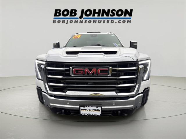 2024 GMC Sierra 3500HD 4WD Crew Cab Long Bed SLT