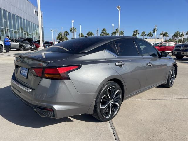 2023 Nissan Altima SR FWD