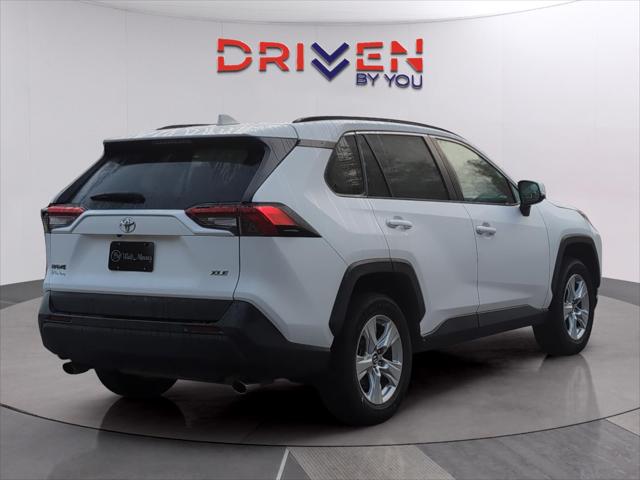 2021 Toyota RAV4 XLE