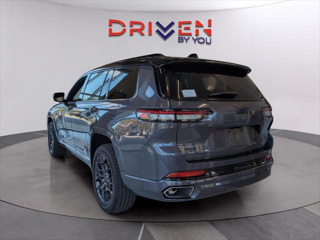 2025 Jeep Grand Cherokee L Summit 4x4 2025 Jeep Grand Cherokee L Summit 4x4