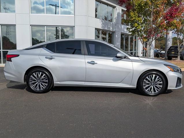 2023 Nissan Altima SV FWD