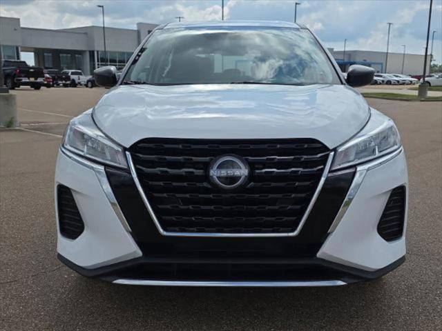 2023 Nissan Kicks S Xtronic CVT