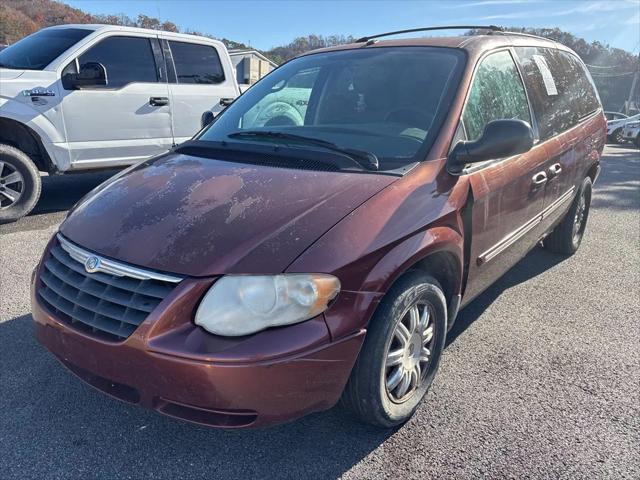 2007 Chrysler Town and Country Touring 2007 Chrysler Town and Country Touring