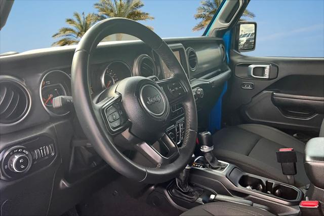 2021 Jeep Gladiator Willys 4x4 2021 Jeep Gladiator Willys 4x4