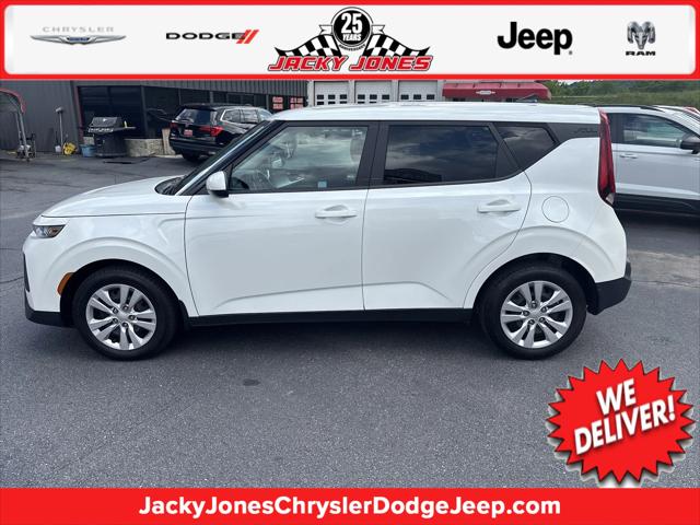 2022 Kia Soul LX 2022 Kia Soul LX