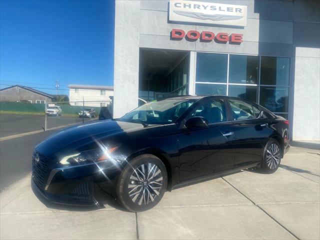 2023 Nissan Altima SV FWD