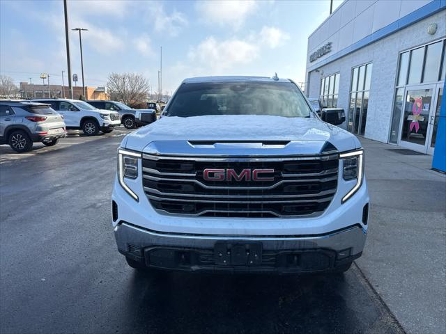 2023 GMC Sierra 1500 4WD Crew Cab Short Box SLT