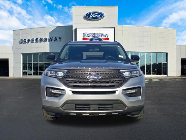 2024 Ford Explorer XLT 2024 Ford Explorer XLT