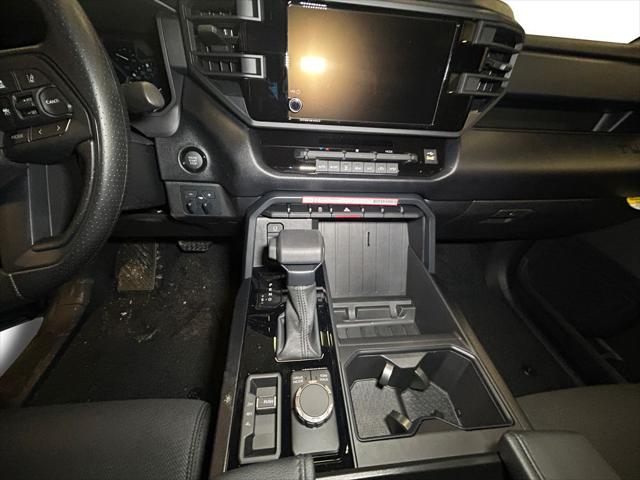 2026 Toyota Tundra SR5 CrewMax 5.5' Bed