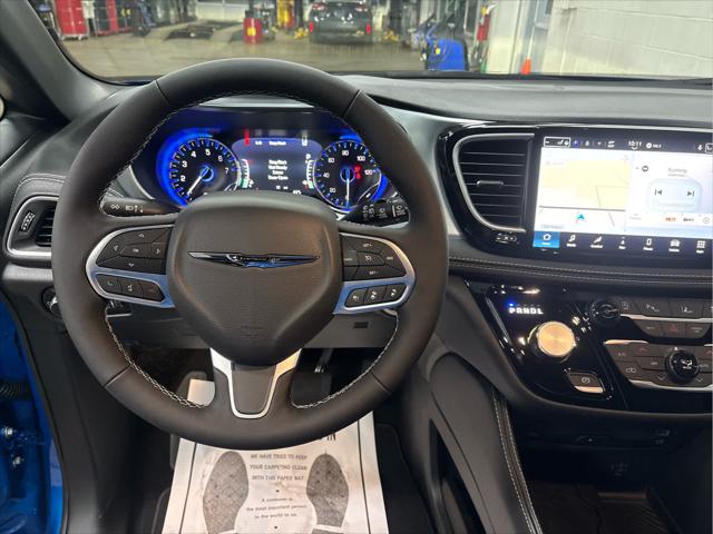 New 2026 Chrysler Pacifica For Sale in Wilmington, OH