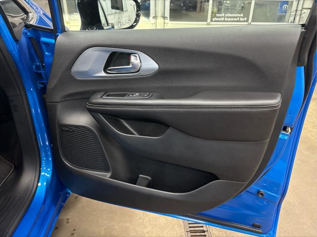 New 2026 Chrysler Pacifica For Sale in Wilmington, OH