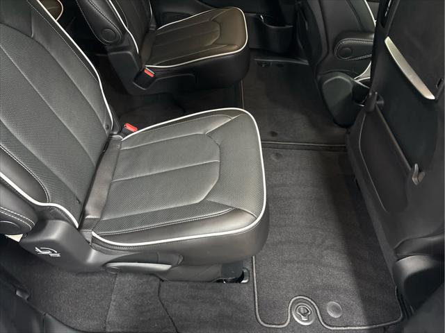 New 2026 Chrysler Pacifica For Sale in Wilmington, OH