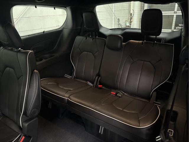 New 2026 Chrysler Pacifica For Sale in Wilmington, OH