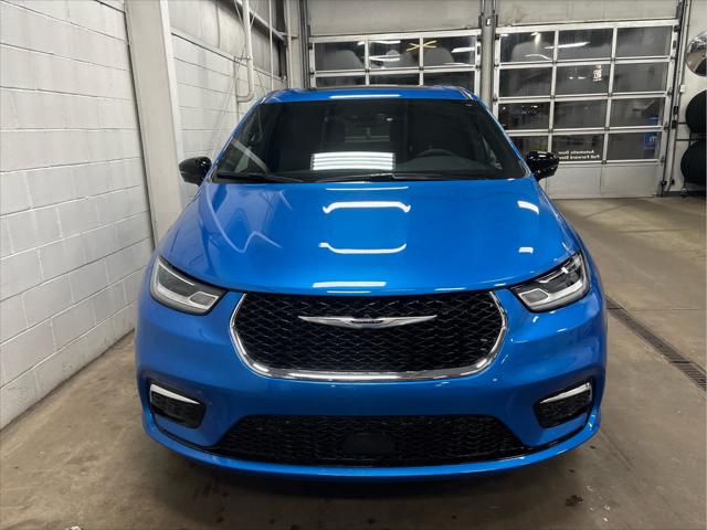 New 2026 Chrysler Pacifica For Sale in Wilmington, OH