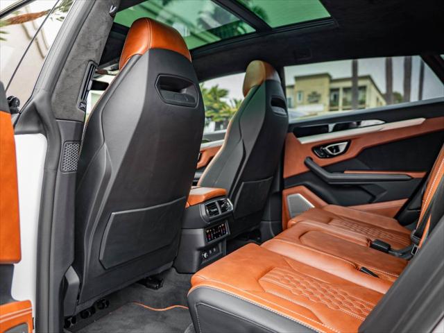 2024 Lamborghini Urus S