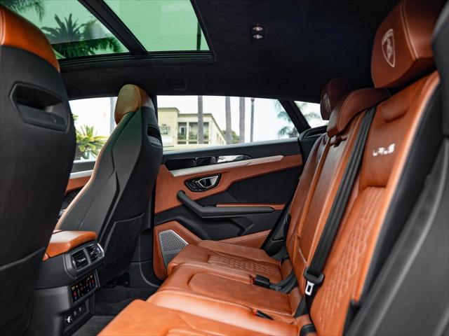 2024 Lamborghini Urus S
