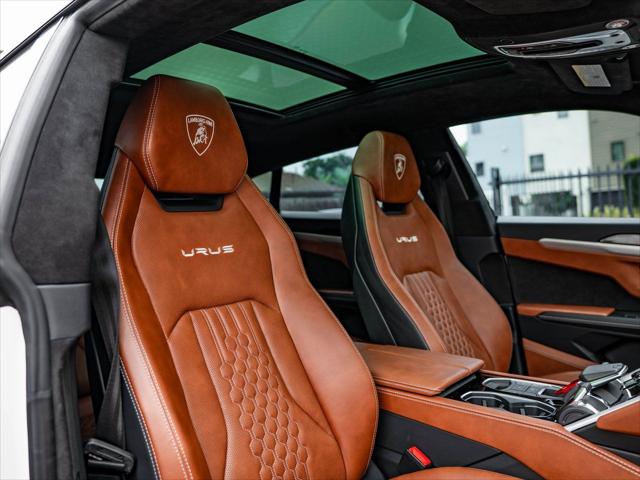 2024 Lamborghini Urus S
