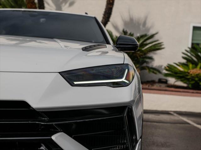 2024 Lamborghini Urus S