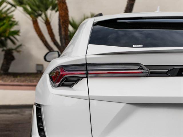 2024 Lamborghini Urus S