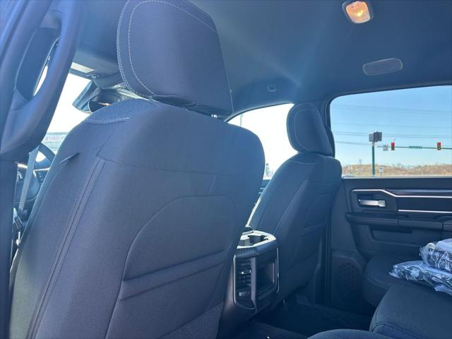 2026 Ram 3500 Big Horn Crew Cab 4x4 8' Box