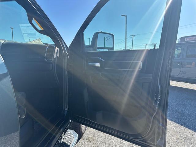 2026 Ram 3500 Big Horn Crew Cab 4x4 8' Box