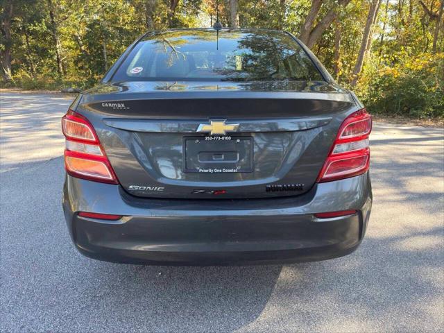 2019 Chevrolet Sonic LT Auto
