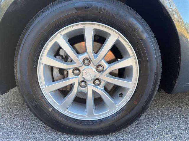 2019 Chevrolet Sonic LT Auto