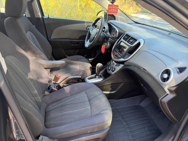 2019 Chevrolet Sonic LT Auto