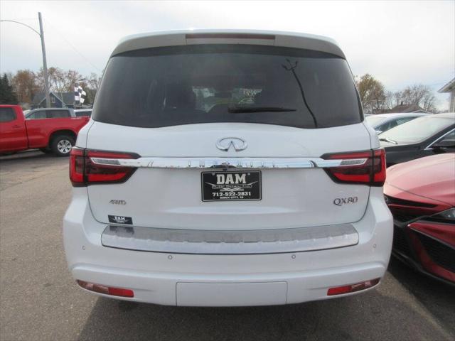 2024 INFINITI QX80 LUXE AWD