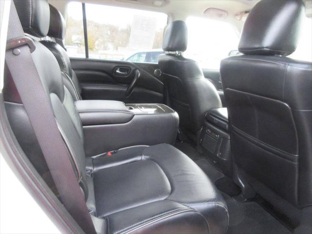 2024 INFINITI QX80 LUXE AWD