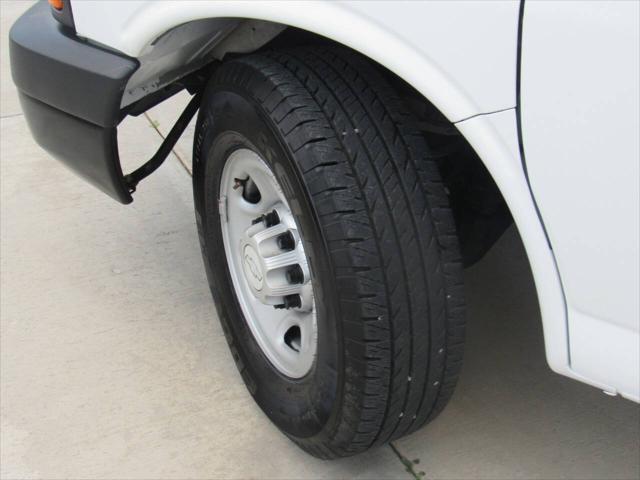 2016 Chevrolet Express LS