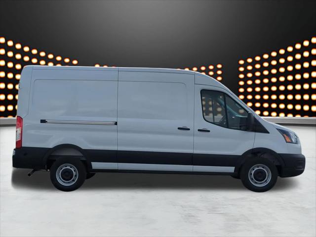 2026 Ford Transit Cargo Van T-250 148 Med Rf 9150 GVWR RWD