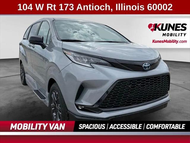 2025 Toyota Sienna XSE for sale in Antioch, IL