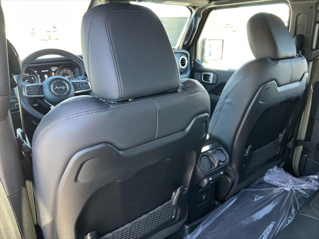 2026 Jeep Wrangler 4-Door Sahara 4x4