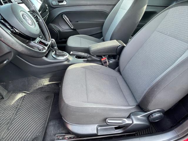 2019 Volkswagen Beetle 2.0T S