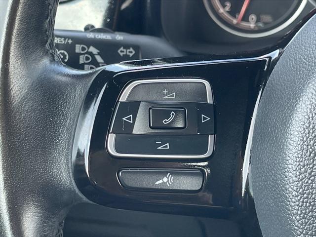 2019 Volkswagen Beetle 2.0T S