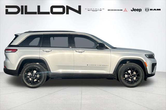 2026 Jeep Grand Cherokee Altitude 4x4