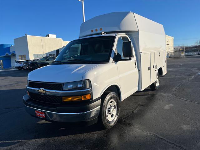2025 Chevrolet Express Cutaway Work Van