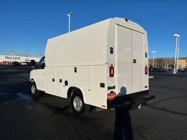 2025 Chevrolet Express Cutaway Work Van