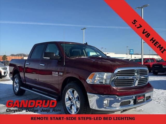2017 RAM 1500 Big Horn Crew Cab 4x4 57 Box